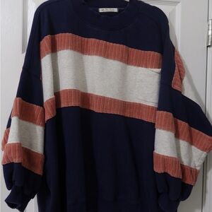 Cozy Up in Style! 🖤